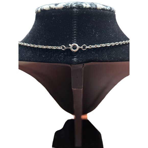 Vintage Cross Pendant Necklace With Etched Detailing & Silver-Tone Chain - Picture 4 of 4